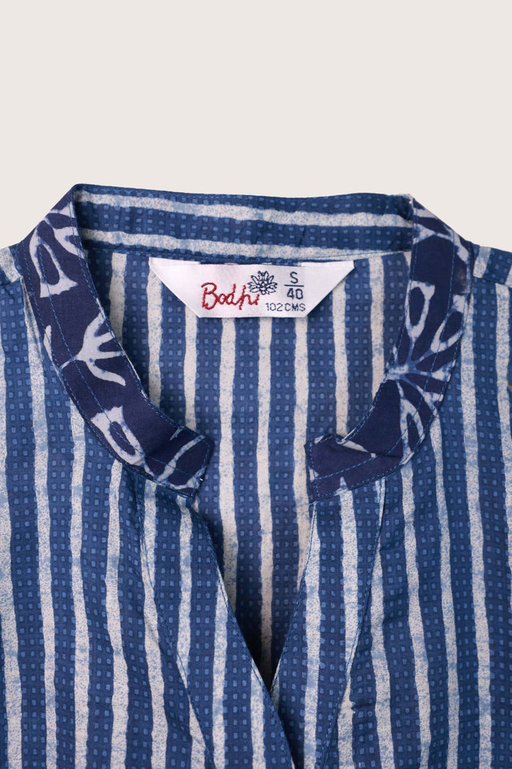 Open sky kurti collar detail