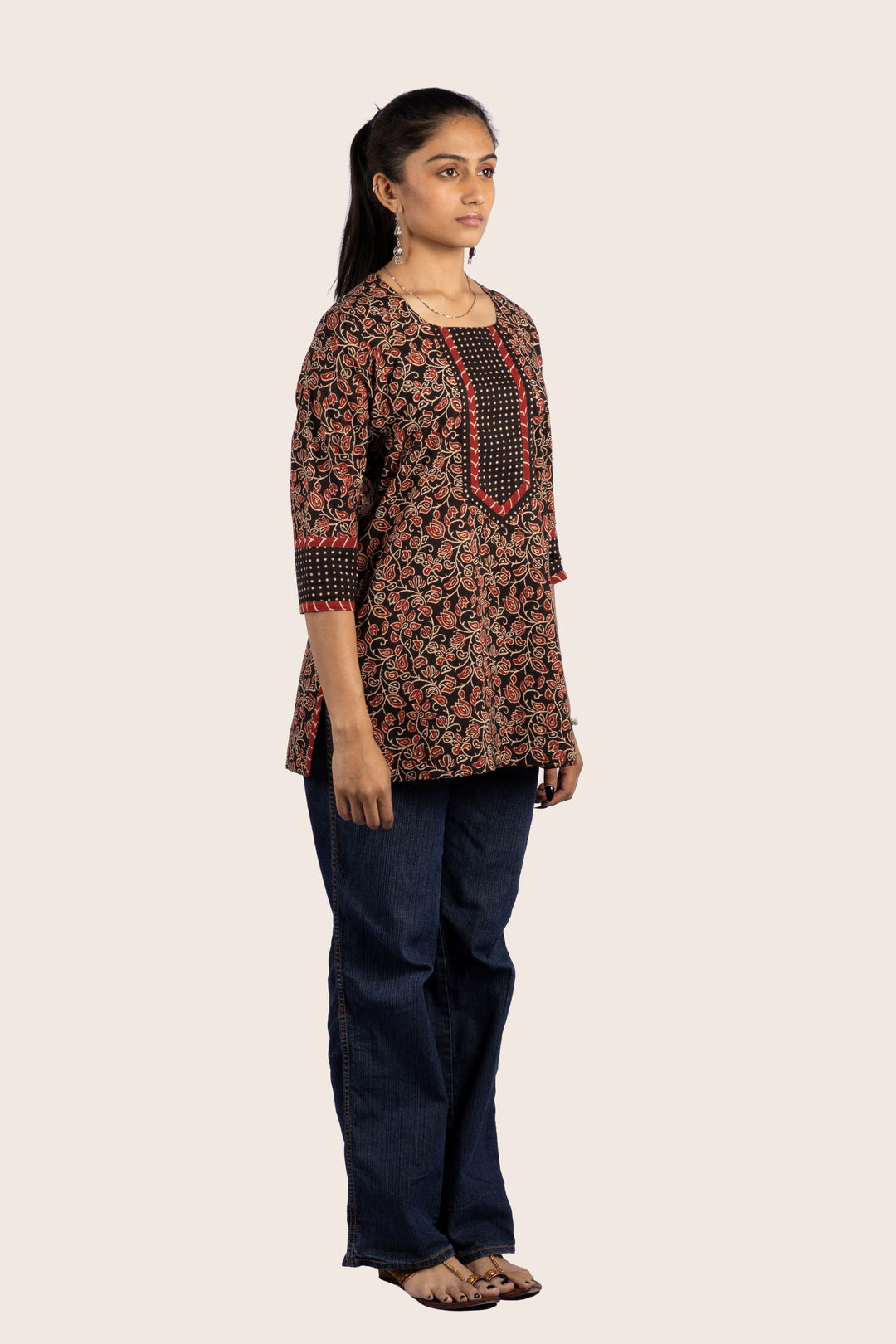 Vine black short kurti right view
